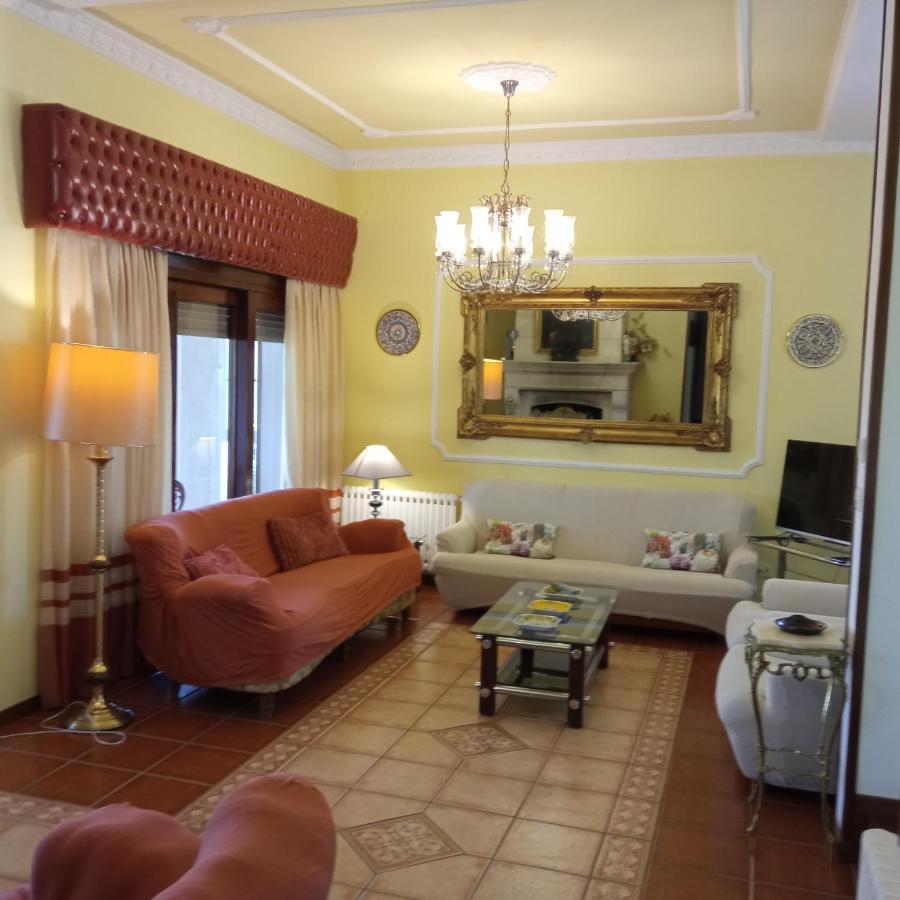 Casa Independiente Para Grandes Grupos Y Familias Valeixe Buitenkant foto
